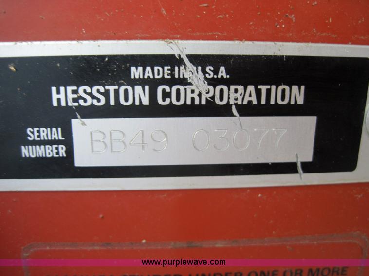 image for item 3021 Hesston 4900 4x4 square baler