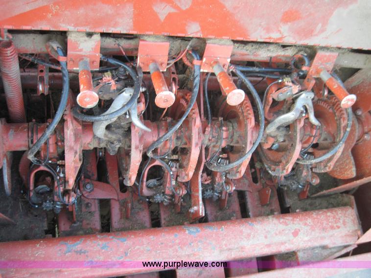 image for item 3021 Hesston 4900 4x4 square baler