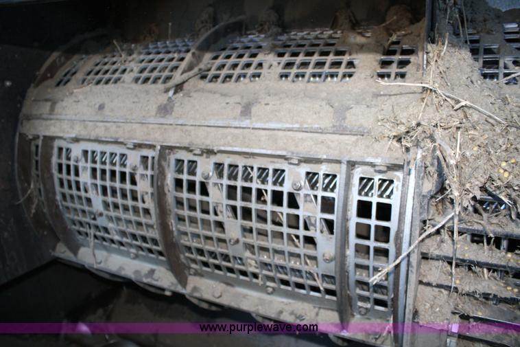 image for item 4642 1992 AGCO Gleaner R-62 combine