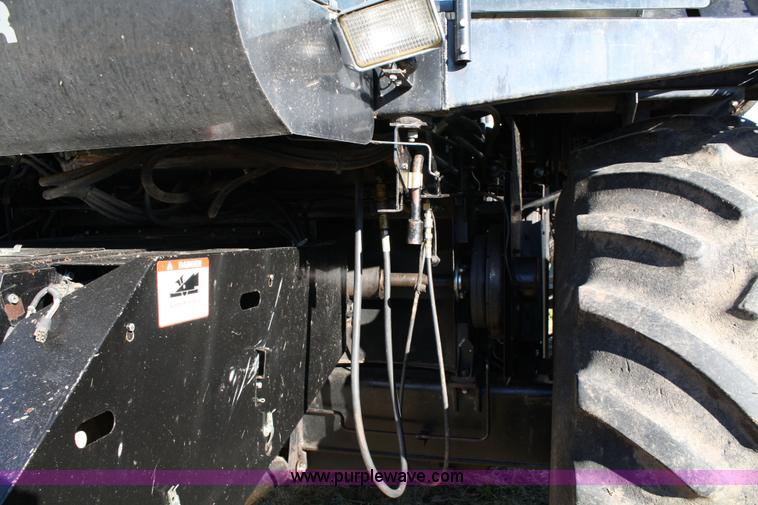 image for item 4642 1992 AGCO Gleaner R-62 combine