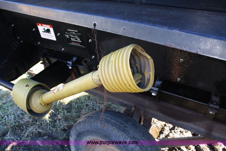 image for item 4643 Duetz-Allis 630 low profile corn head