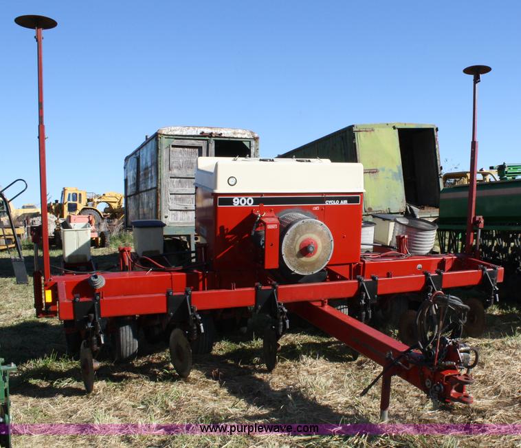image for item 4645 Case IH 900 Cylo Air planter