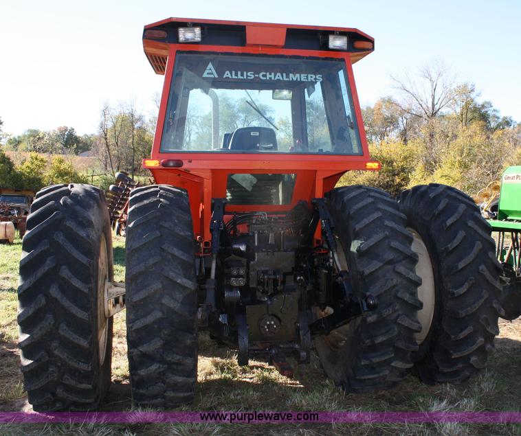 image for item 4647 Allis-Chalmers 8010 MFWD tractor