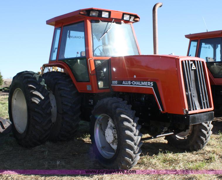 image for item 4647 Allis-Chalmers 8010 MFWD tractor
