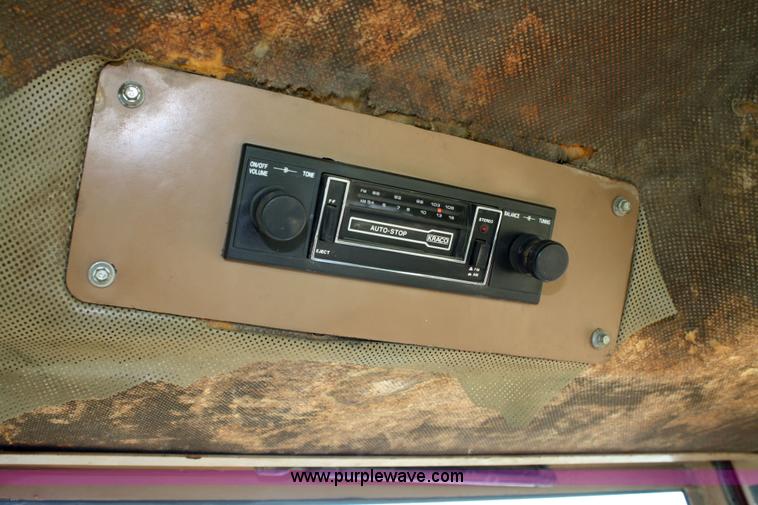 image for item 4647 Allis-Chalmers 8010 MFWD tractor