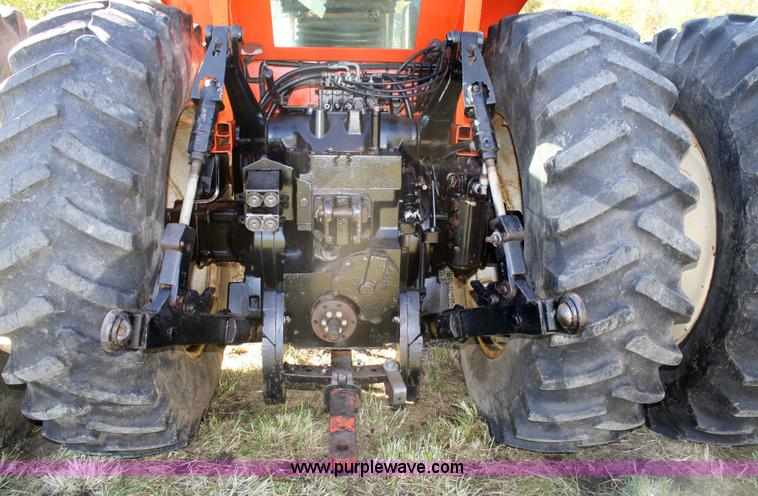 image for item 4647 Allis-Chalmers 8010 MFWD tractor