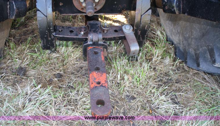 image for item 4647 Allis-Chalmers 8010 MFWD tractor