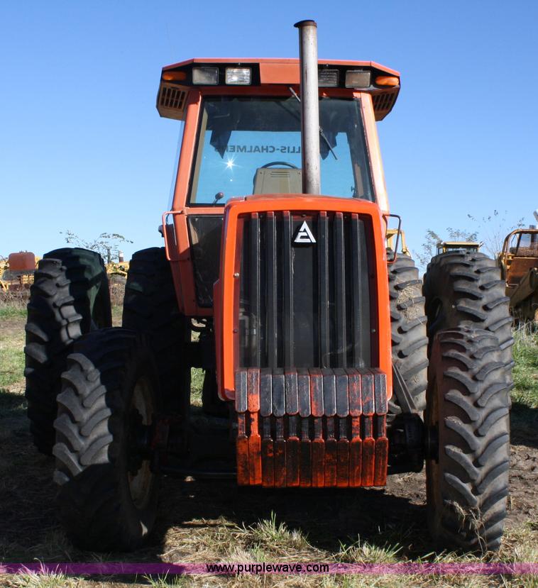 image for item 4648 Allis-Chalmers 8070 MFWD tractor