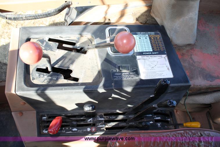 image for item 4648 Allis-Chalmers 8070 MFWD tractor