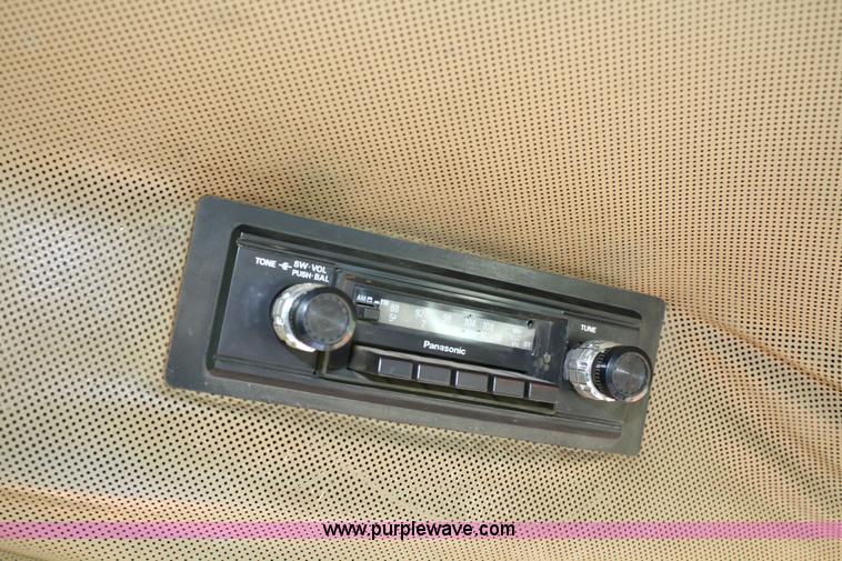 image for item 4648 Allis-Chalmers 8070 MFWD tractor