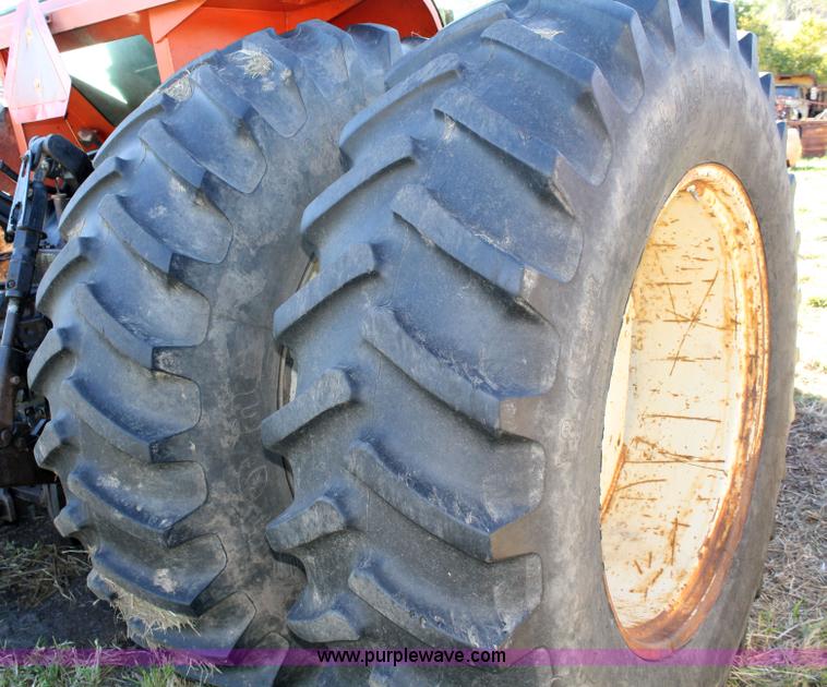 image for item 4648 Allis-Chalmers 8070 MFWD tractor