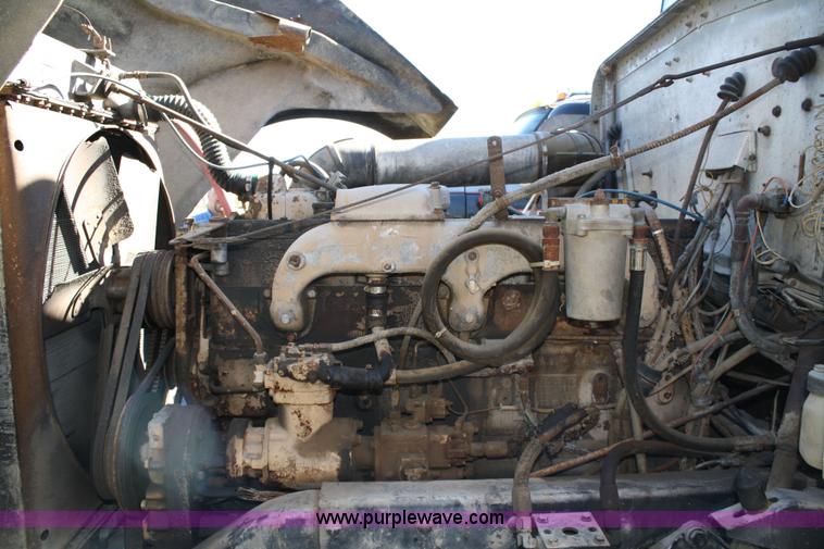 image for item 4656 1965 Kenworth W-923 semi truck