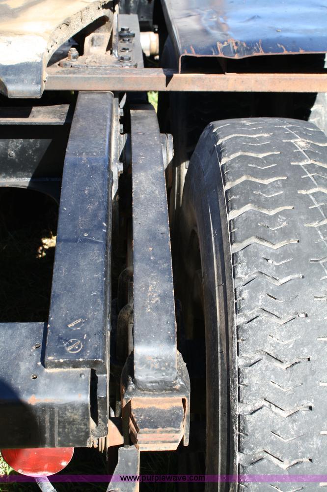 image for item 4656 1965 Kenworth W-923 semi truck