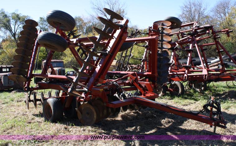 image for item 4664 Case IH 3950 20.5' disk