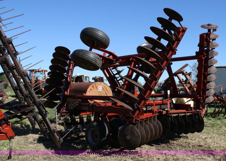 image for item 4664 Case IH 3950 20.5' disk