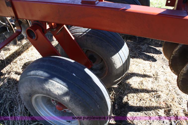 image for item 4664 Case IH 3950 20.5' disk