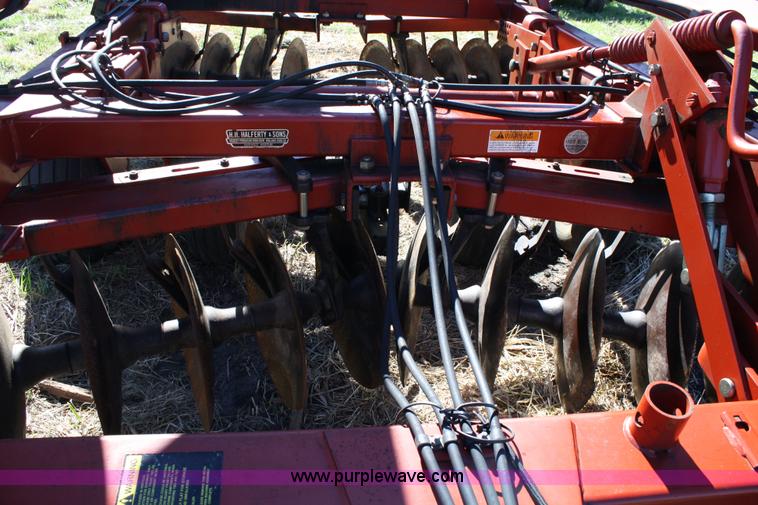 image for item 4664 Case IH 3950 20.5' disk