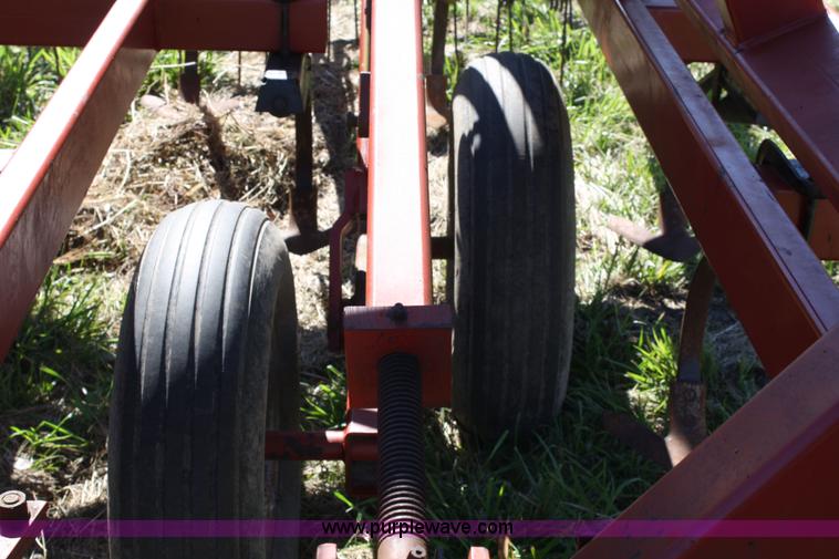 image for item 4665 Case IH 4800FLCU Vibra Shank field cultivator