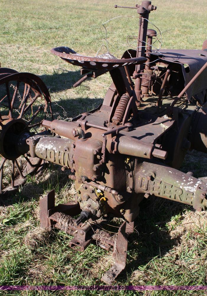 image for item 4688 1935 John Deere Model A tractor
