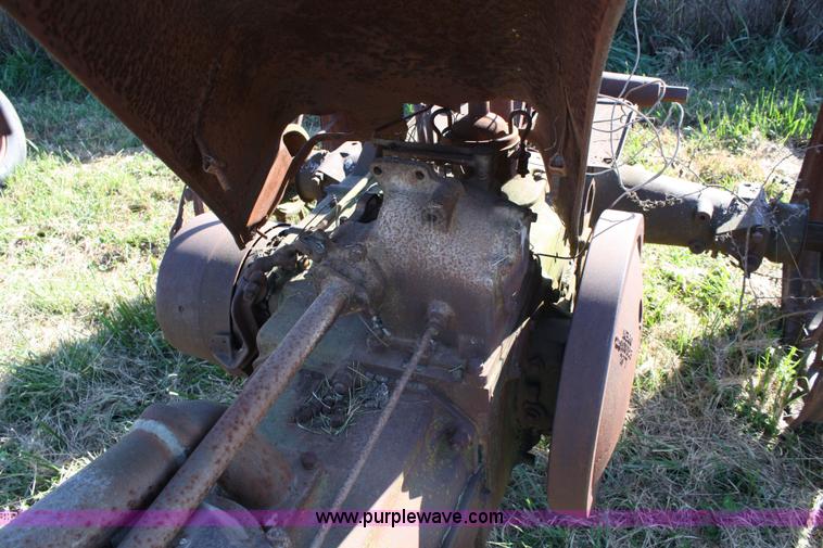 image for item 4688 1935 John Deere Model A tractor