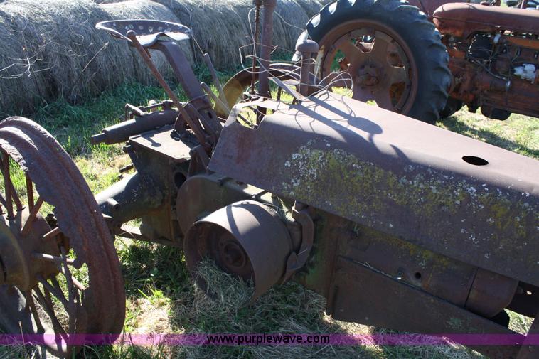 image for item 4688 1935 John Deere Model A tractor