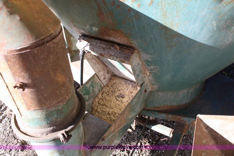 image for item 4711 Art-Way 420 grinder mixer