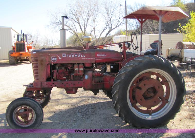 image for item 5154 International Farmall MD tractor