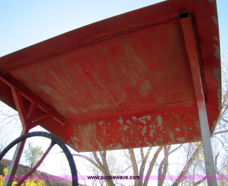 image for item 5154 International Farmall MD tractor