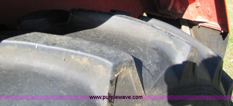 image for item 5353 1991 Belarus 805 tractor