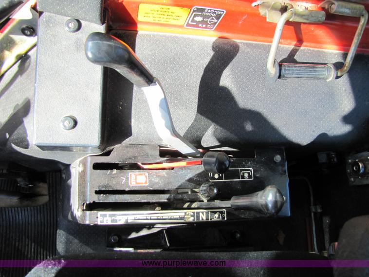 image for item 5353 1991 Belarus 805 tractor