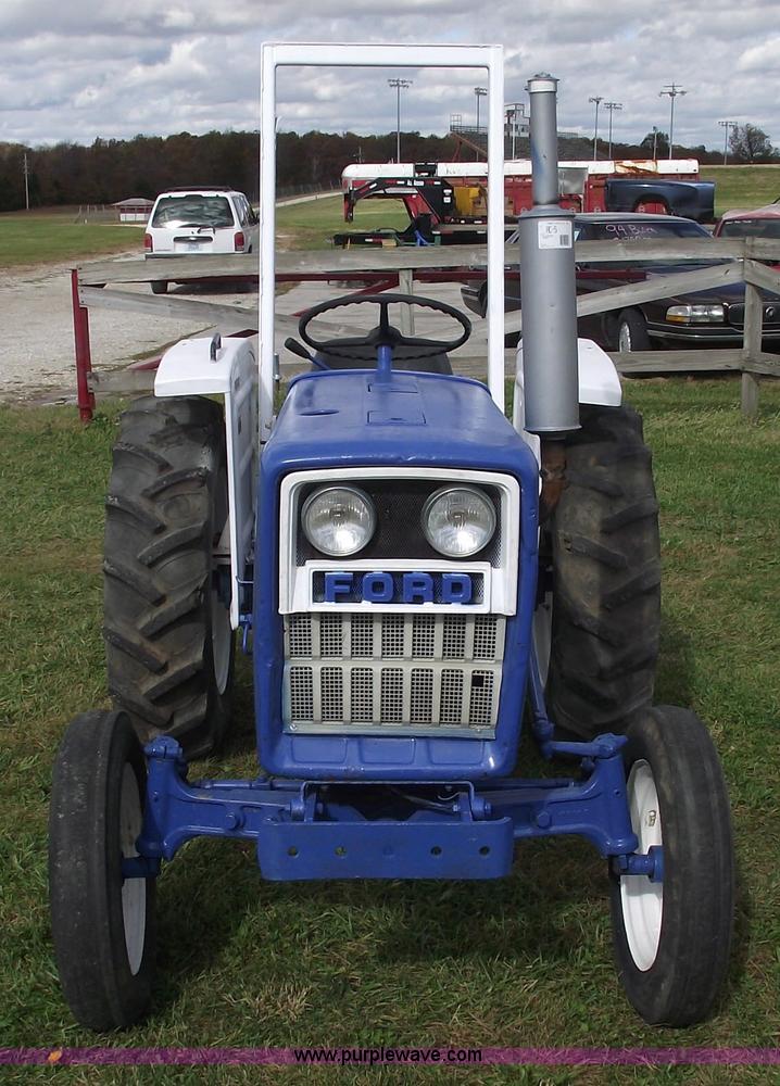 image for item 5483 Ford A1012T-1600 tractor