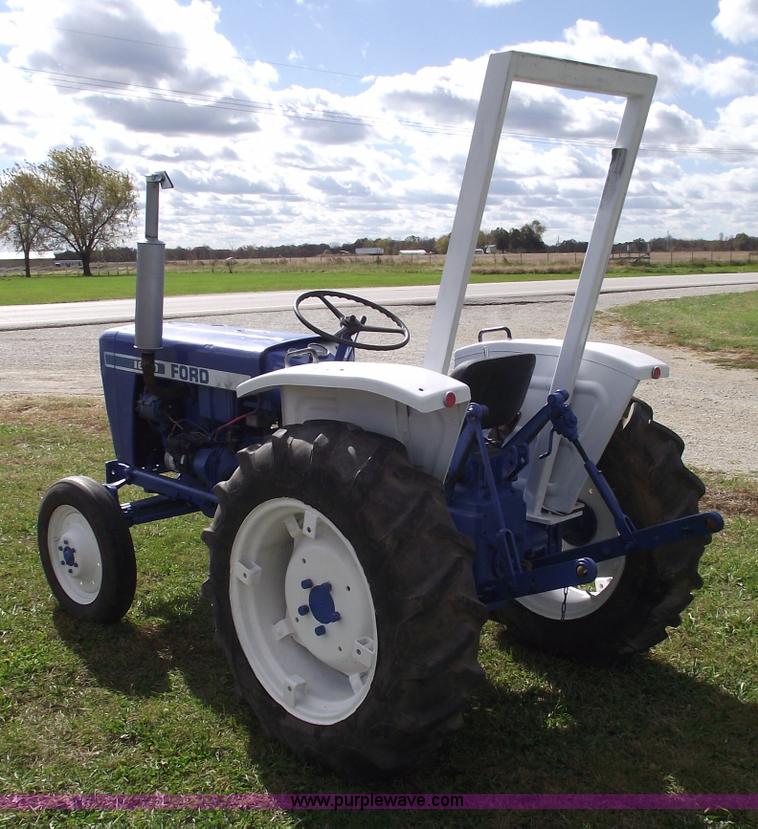 image for item 5483 Ford A1012T-1600 tractor