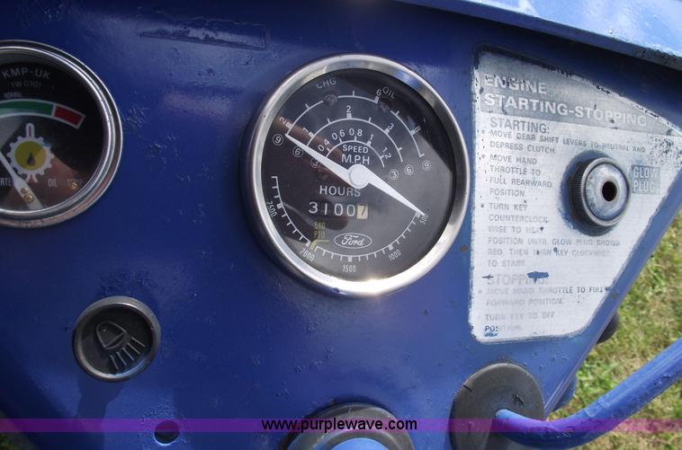 image for item 5483 Ford A1012T-1600 tractor