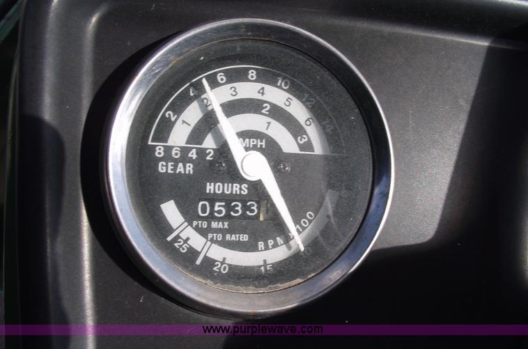 image for item 5485 1984 John Deere 1050 tractor with loader