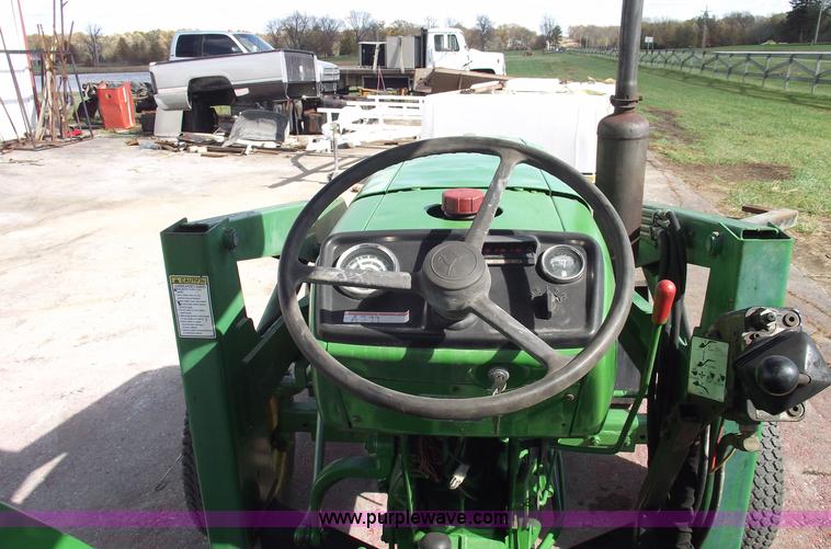 image for item 5485 1984 John Deere 1050 tractor with loader