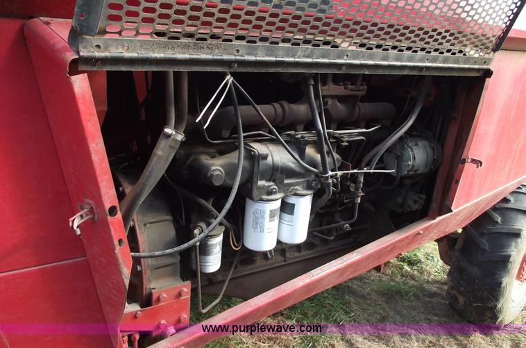 image for item 5556 1981 New Idea 767 Super Chopper Uni-chopper silage/forage chopper