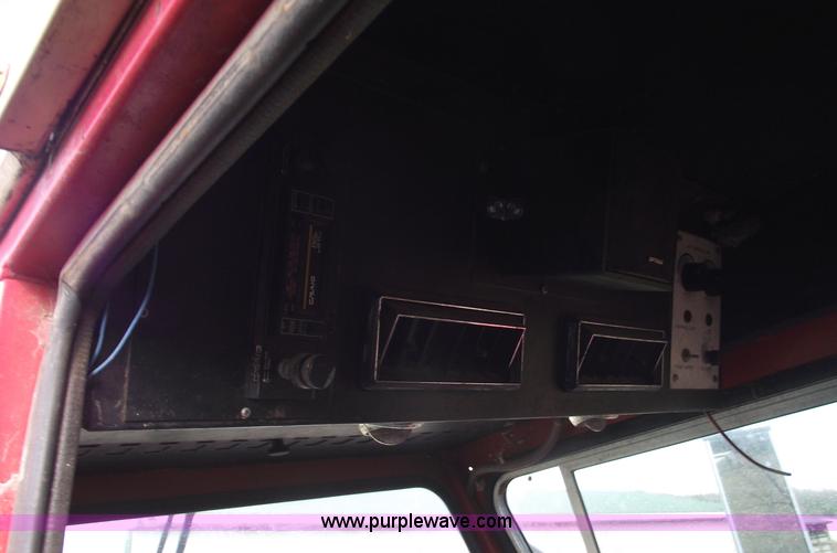 image for item 5556 1981 New Idea 767 Super Chopper Uni-chopper silage/forage chopper