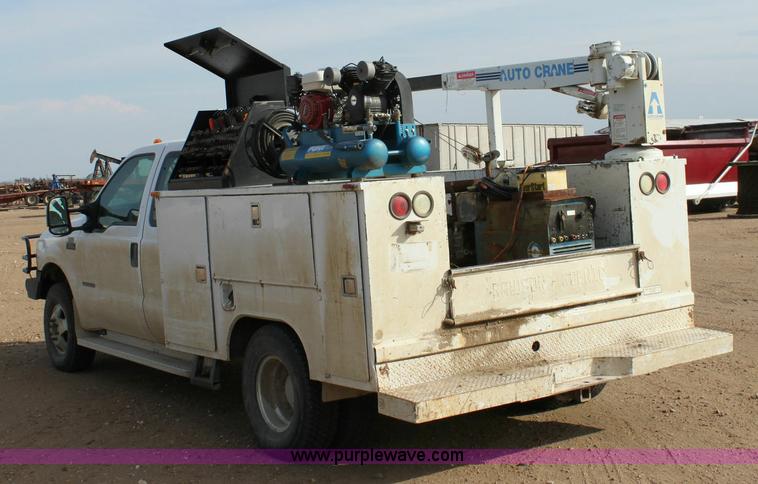 image for item 6262 2000 Ford F350 XLT Super Duty extended cab pickup