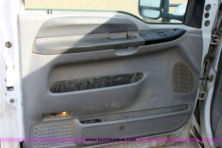 image for item 6262 2000 Ford F350 XLT Super Duty extended cab pickup