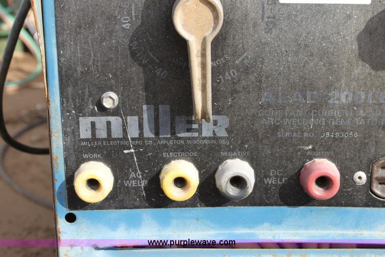 image for item 6262 2000 Ford F350 XLT Super Duty extended cab pickup