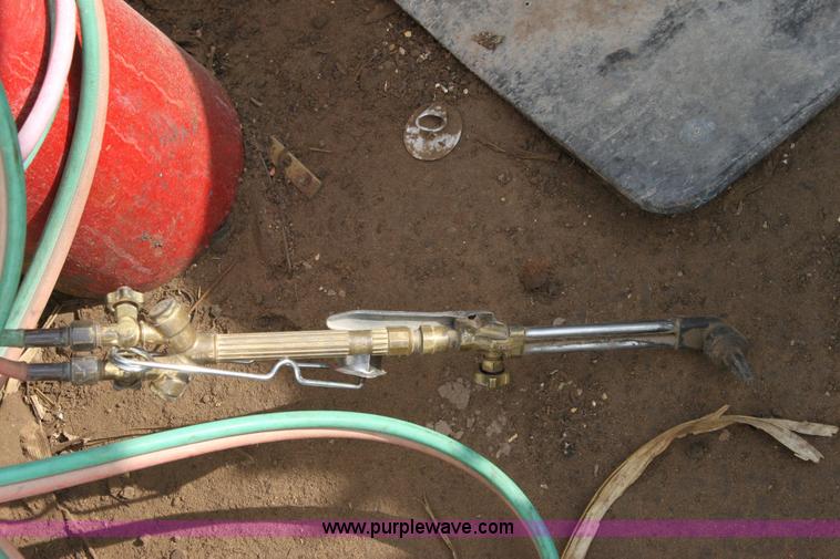 image for item 6262 2000 Ford F350 XLT Super Duty extended cab pickup