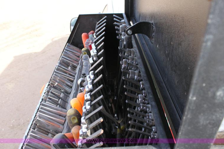 image for item 6262 2000 Ford F350 XLT Super Duty extended cab pickup