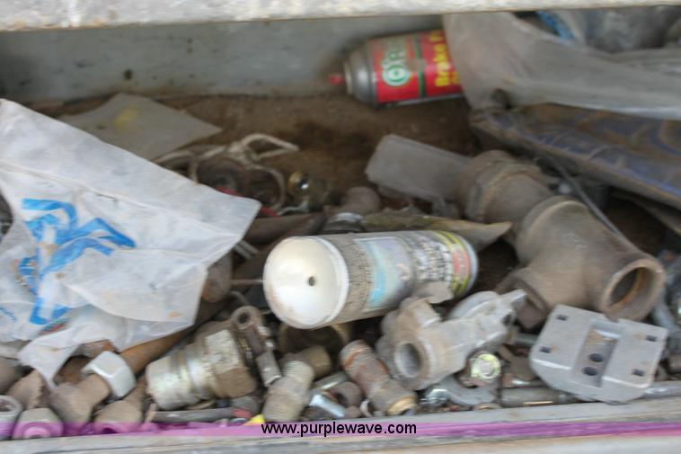 image for item 6262 2000 Ford F350 XLT Super Duty extended cab pickup