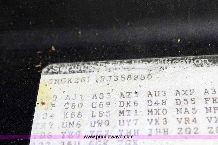 image for item 6264 1994 Chevrolet Suburban 2500