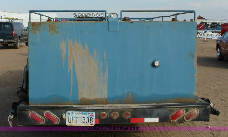 image for item 6266 2003 PJ triple axle 26' trailer