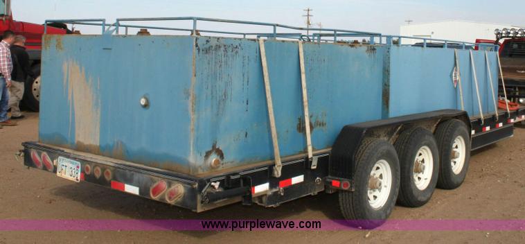 image for item 6266 2003 PJ triple axle 26' trailer