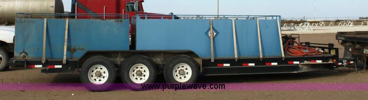 image for item 6266 2003 PJ triple axle 26' trailer