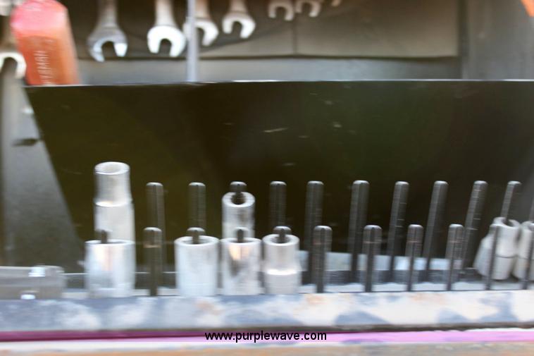 image for item 6267 2004 Ford F350 XLT Super Duty extended cab pickup