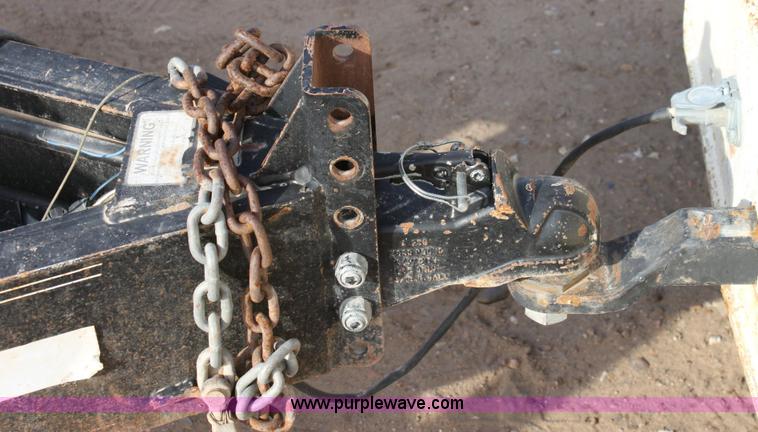 image for item 6268 2004 PJ 26' triple axle flatbed trailer