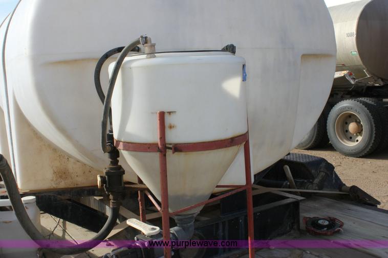 image for item 6268 2004 PJ 26' triple axle flatbed trailer